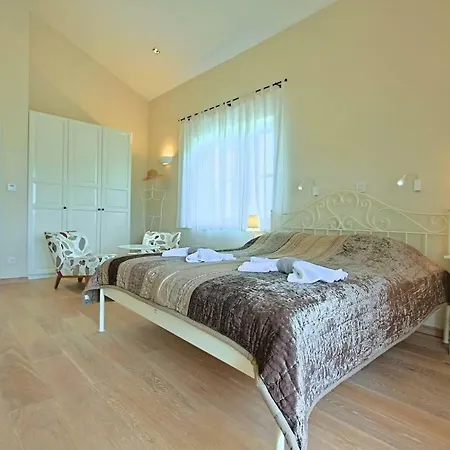 Alma Villa Marcana
